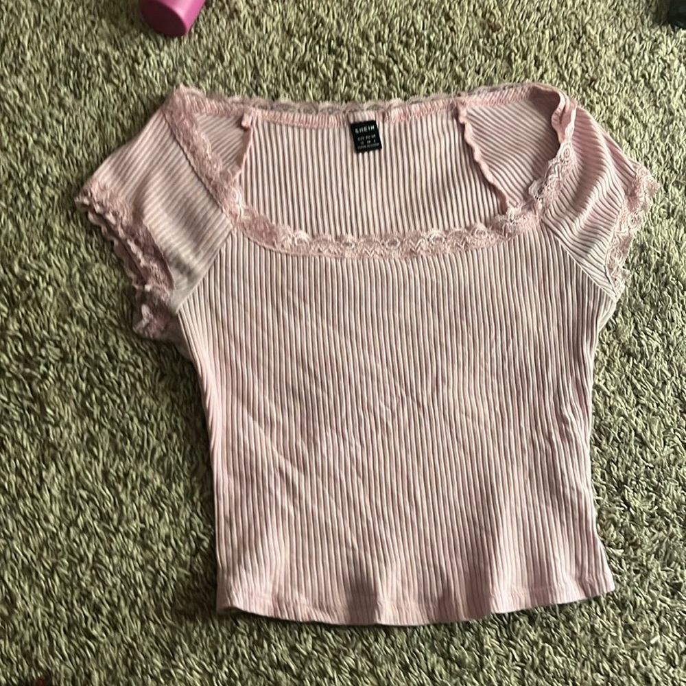 This is a pink SHEIN pink top size Medium